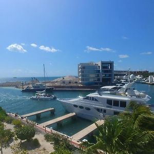 La Amada Residences. Best Stay